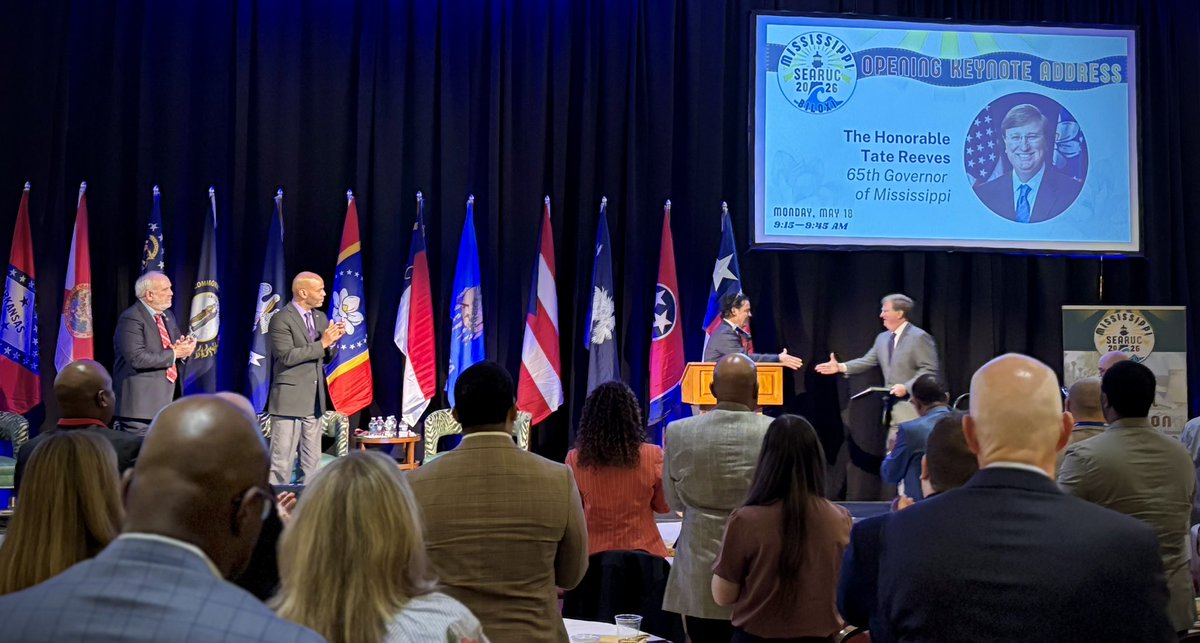 tatereeves's tweet photo. Enjoyed welcoming SEARUC to Mississippi!

We’re honored to host regulators from across the Southeast on our beautiful Gulf Coast at a time when our state has unprecedented momentum.

Together, we’ll help power the next generation of America's economy. https://t.co/9VIEWXhxdh