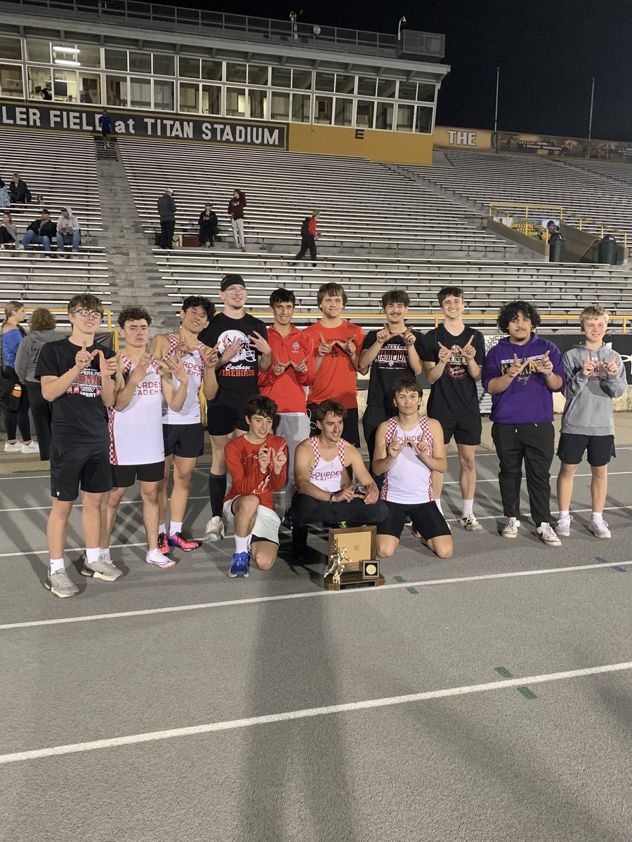 MYaggs_23's tweet photo. 2026 Trailways Conference Championship!!  First time since 2018 the Lourdes Academy Boys Track and Field team are conference CHAMPS!  #knightpride https://t.co/fq43mpC41b