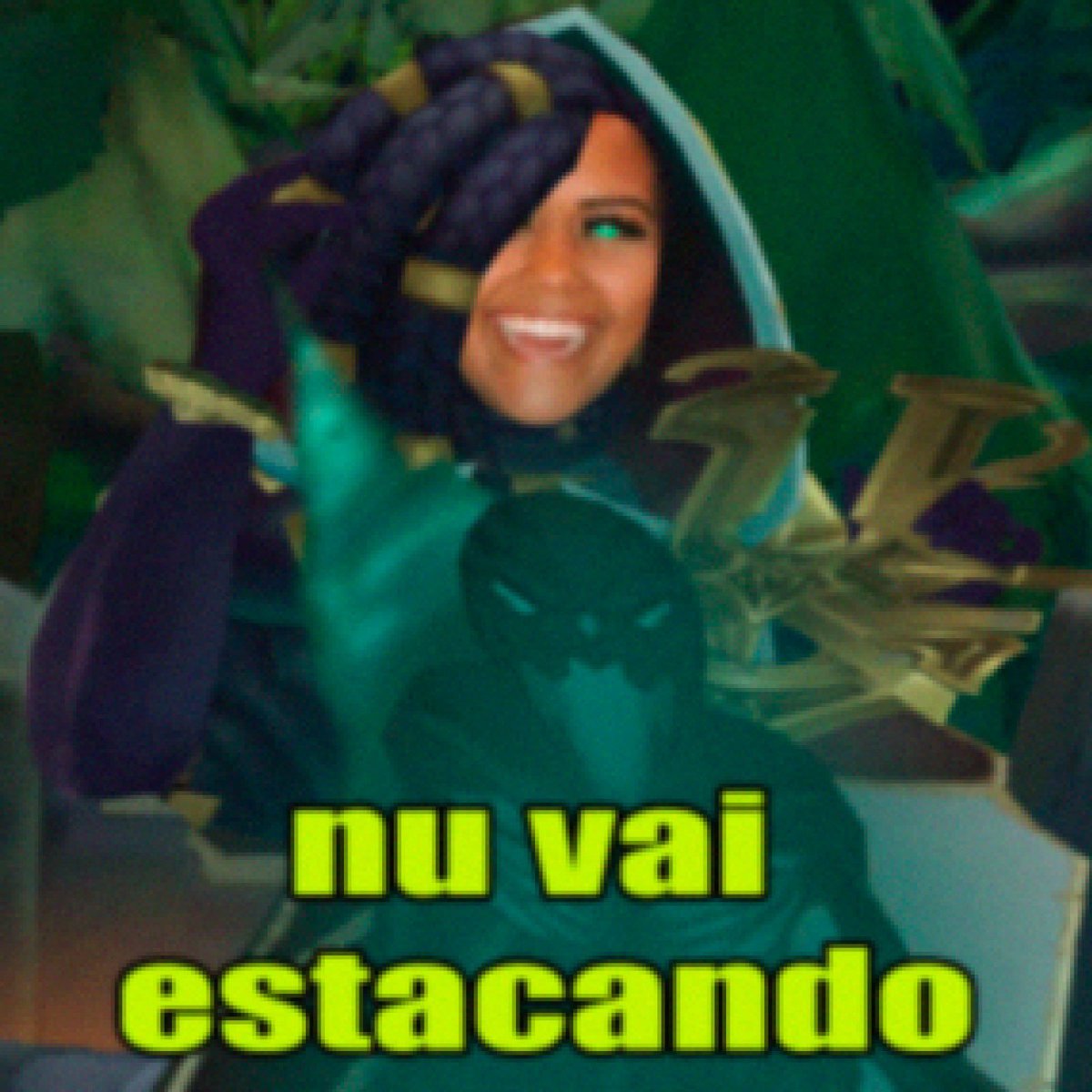 𝐿𝑢𝑖𝑧 tweet media