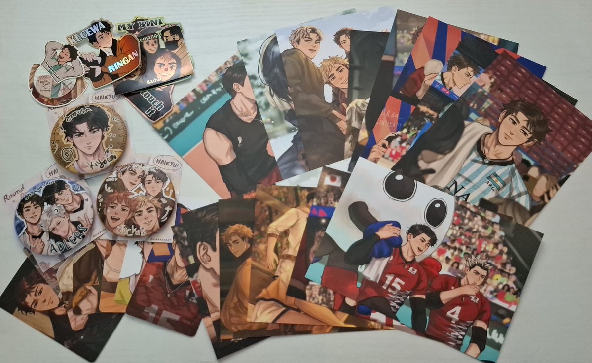 yuuamji's tweet photo. My biggest haul to be honest. I wonder how @nikerzkart thinking while packing ma stuffs.. https://t.co/kCymb4ZsQU