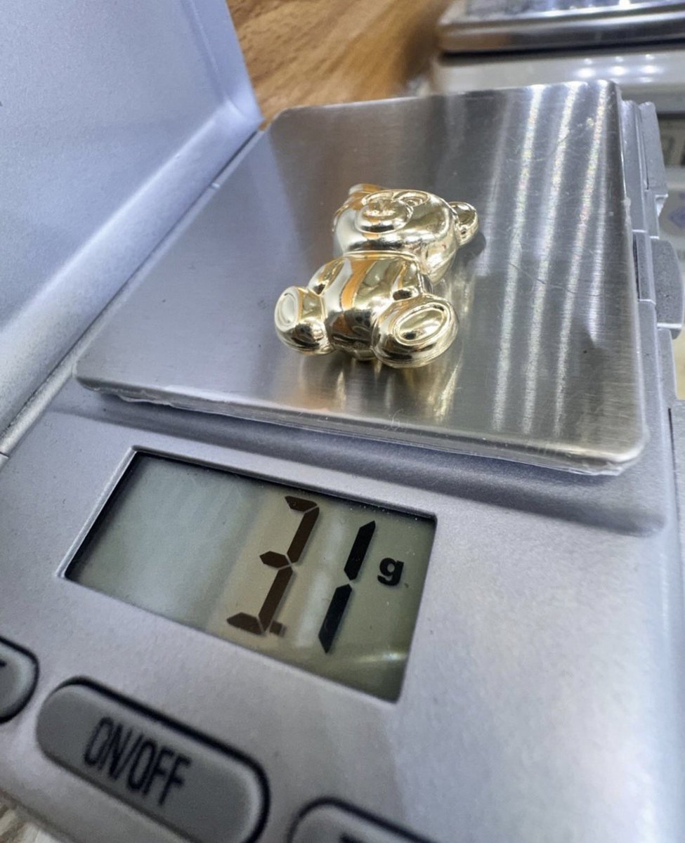 The Gold Plug tweet media