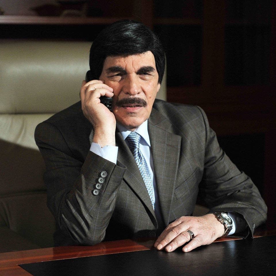 AbuBandar2012's tweet photo. @BaderALhjraF ياسر العظمة وينه! https://t.co/VYObLH8IXd