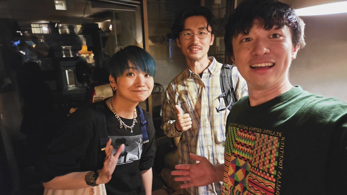 heybrowne_'s tweet photo. 2026.05.18(mon) 奥の扉 アンプラグドライブ
ご来場いただいた皆様、ありがとうございました！
今回は三輪紫乃 @shin_826 が飛び入り参加🎻
最高の演奏をありがとう！

奥の扉はホームのような安心感に包まれて演奏できるので、本当に大好きな場所です。次回の開催をお楽しみに！ https://t.co/tzC9JBmzO4