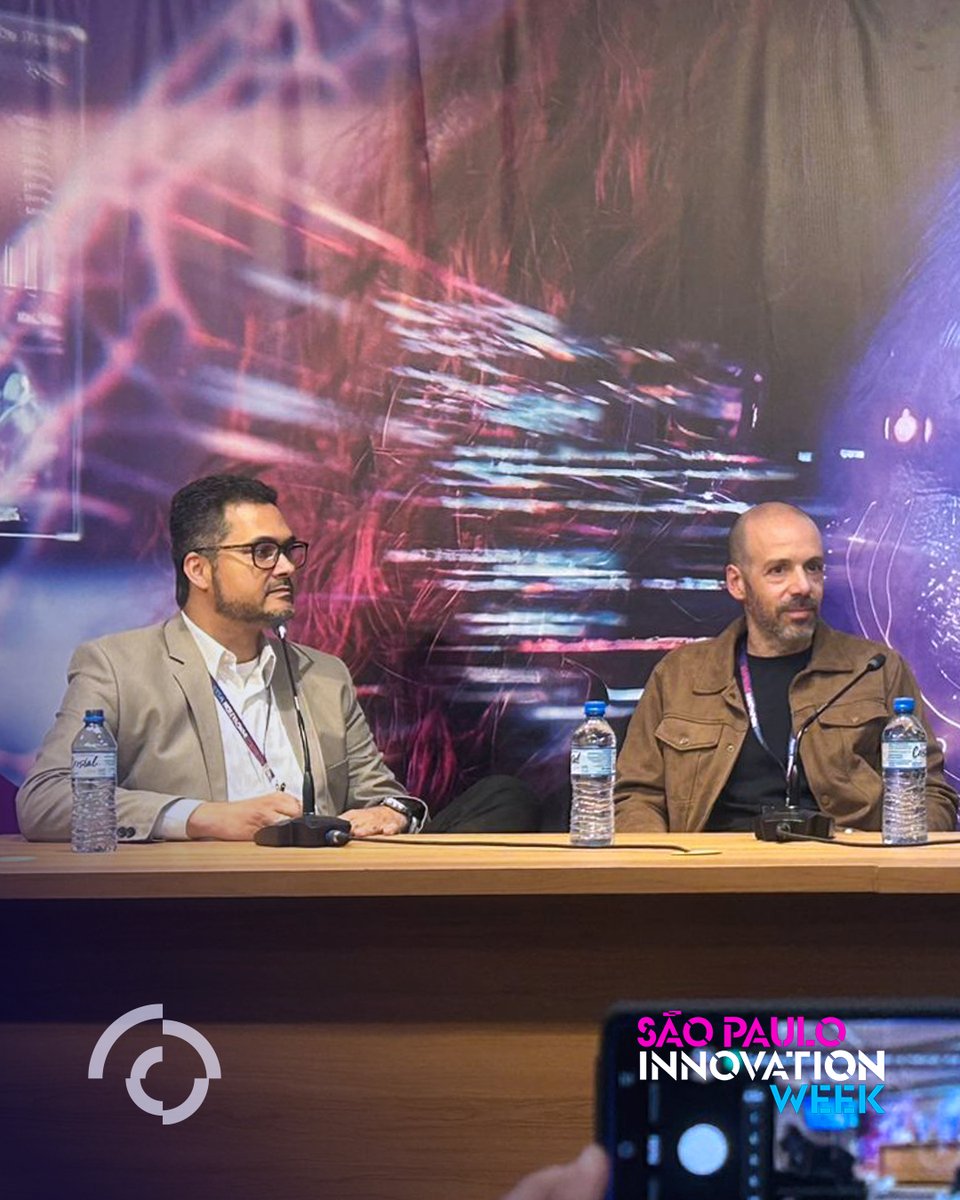 BBChainBR's tweet photo. No último dia do #SPIW2026, a BBChain (CEO André Carneiro) participou do painel #blockchain & #crypto no palco @BeInCrypto, com @anbima, @bradesco e @blocknews.

Tema: Debêntures e Fundos na nova infraestrutura financeira.

📄 Leia a matéria do @einvestidor ( @Estadao  ) por Beatriz Rocha (https://t.co/RoCBGDi7vZ) 👇

Link da matéria
https://t.co/egMTuy9K97

Fotos: VCRP e Júlio César Almeida /Estadao

#Tokenização  #BBChain #MercadoFinanceiroTokenizado #Debêntures #FundosDeInvestimento #InovaçãoFinanceira