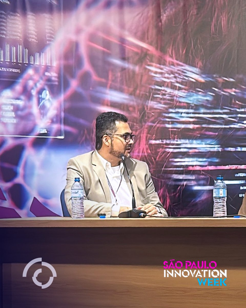 BBChainBR's tweet photo. No último dia do #SPIW2026, a BBChain (CEO André Carneiro) participou do painel #blockchain & #crypto no palco @BeInCrypto, com @anbima, @bradesco e @blocknews.

Tema: Debêntures e Fundos na nova infraestrutura financeira.

📄 Leia a matéria do @einvestidor ( @Estadao  ) por Beatriz Rocha (https://t.co/RoCBGDi7vZ) 👇

Link da matéria
https://t.co/egMTuy9K97

Fotos: VCRP e Júlio César Almeida /Estadao

#Tokenização  #BBChain #MercadoFinanceiroTokenizado #Debêntures #FundosDeInvestimento #InovaçãoFinanceira