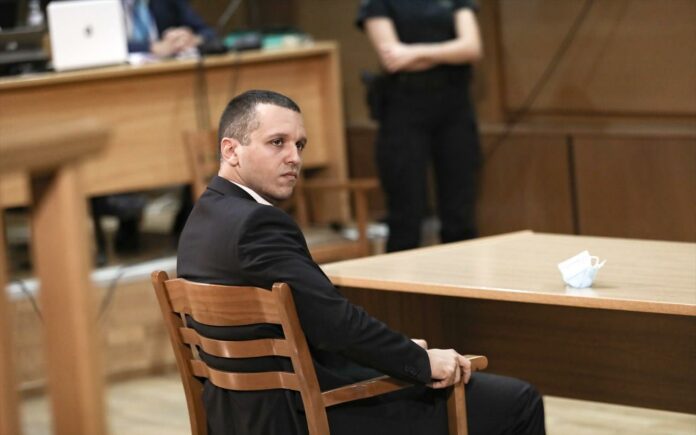Coyotis4's tweet photo. Άνθρωπος που δεν χτίζει την εικόνα του σε ψευτικα λόγια.
Άνθρωπος των πράξεων. 

Δεν κρύβεται πίσω απο δικαιολογίες.

Δεν κινείται με βάση το πολιτικό συμφέρον.
Κινείται με βάση τις αξίες του, σχέδιο και με ευθύνη.
@IliasKasidiaris  Ειμαστε μαζί σου.!

#Kasidiaris #Florina https://t.co/BSu7yo0EbA