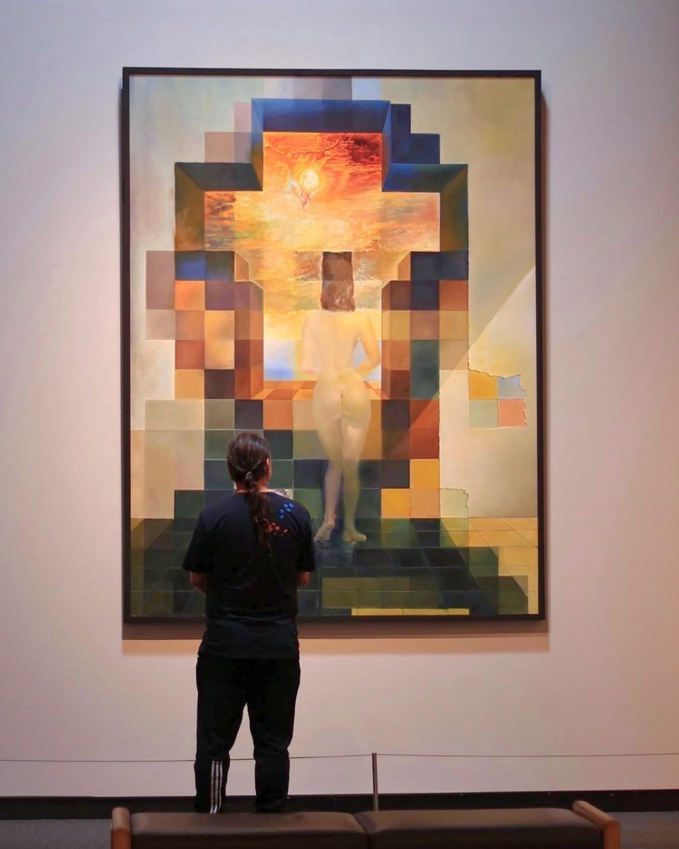 TheDali's tweet photo. get lost in a world of wonder 👁️

Celebrate #InternationalMuseumDay by stepping beyond the expected. Discover art that shifts perspective and sparks the imagination when you visit #TheDalí ✨

📸 @dcuru on IG
📸 @oficialmarcelaborges on IG
📸 @densocha on IG
📸 @natecurrin on IG https://t.co/2xT8gZOWlB