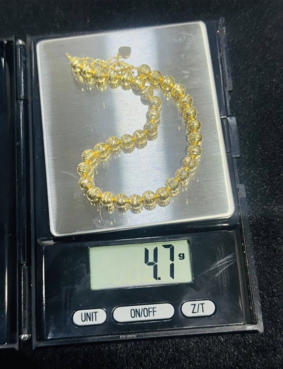 The Gold Plug tweet media