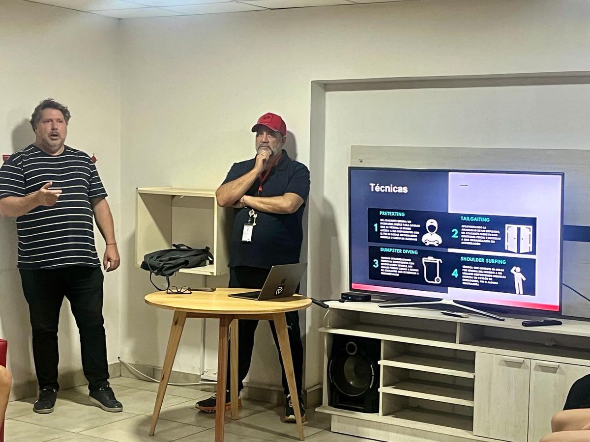 claudioavin's tweet photo. En marzo de 2024, desde el equipo de Tecnología de @Independiente dimos en Casa CAI una charla sobre grooming y riesgos digitales junto a @lilianacaruso y Gustavo Linares, dir. del @BACSIRT .

Ante los hechos recientemente denunciados por el club, esos protocolos fueron activados https://t.co/8NSrAQoo8G