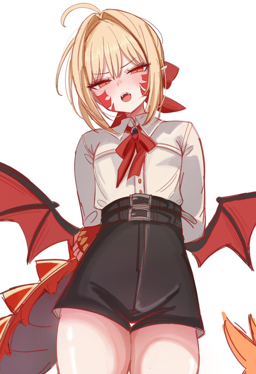 Nininineo27's tweet photo. Big &amp; small vampires https://t.co/dl5ZJjzRFh