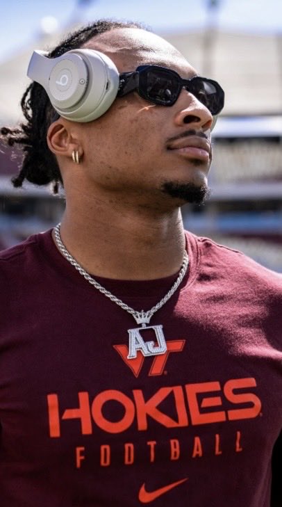 BishopPrimeTime's tweet photo. Wouldn’t cost Eric Decosta a Single Dime…. To bring ALI JENNINGS into Baltimore @Ravens Camp • Cap Saver • Best WR room in the entire AFC NORTH by just getting the Healthy Jennings to camp alone….  #RavensFlock Walk With me 😱🧠🤪🤐 https://t.co/9U3lwUTjKi