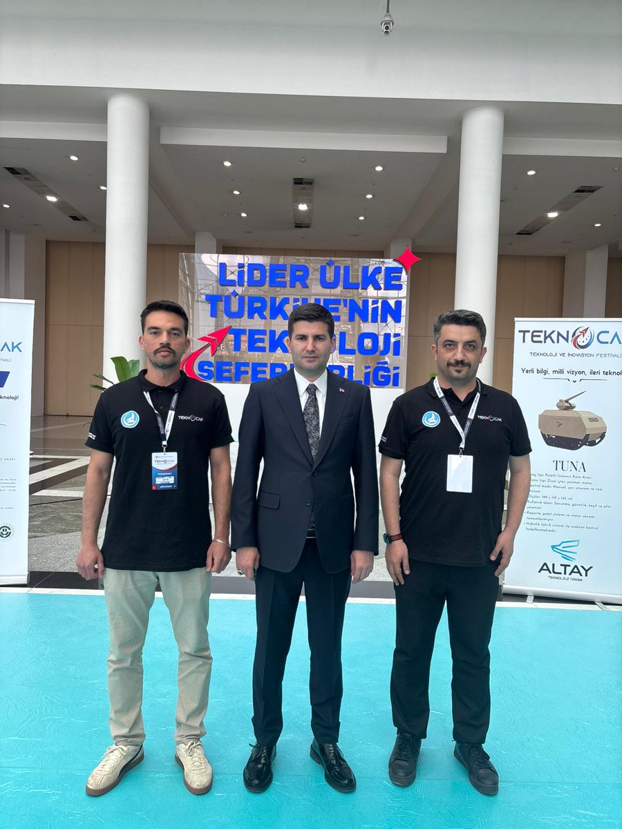 ulkuocaklari43's tweet photo. Ülkü Ocakları Kütahya İl Başkanlığı olarak;

Milliyetçi Hareket Partisi Genel Başkanımız Sayın Devlet Bahçeli Beyefendi'nin teşrifleriyle başlayan TeknOcak Festivali'nde, "KAPAN ANTİ DRON RADAR" sistemimizle Kütahya Ülkü Ocakları İl Başkanlığı Teknoloji Klübü olarak yerimizi aldık. 

Ülkücü Türk Gençliği olarak, gelecek nesillerimize miras bırakacağımız projelerimizle Lider Ülke Türkiye yolunda yılmadan, yorulmadan, durmadan kararlı adımlarla ilerleyeceğiz. 

#KütahyaÜlküOcakları