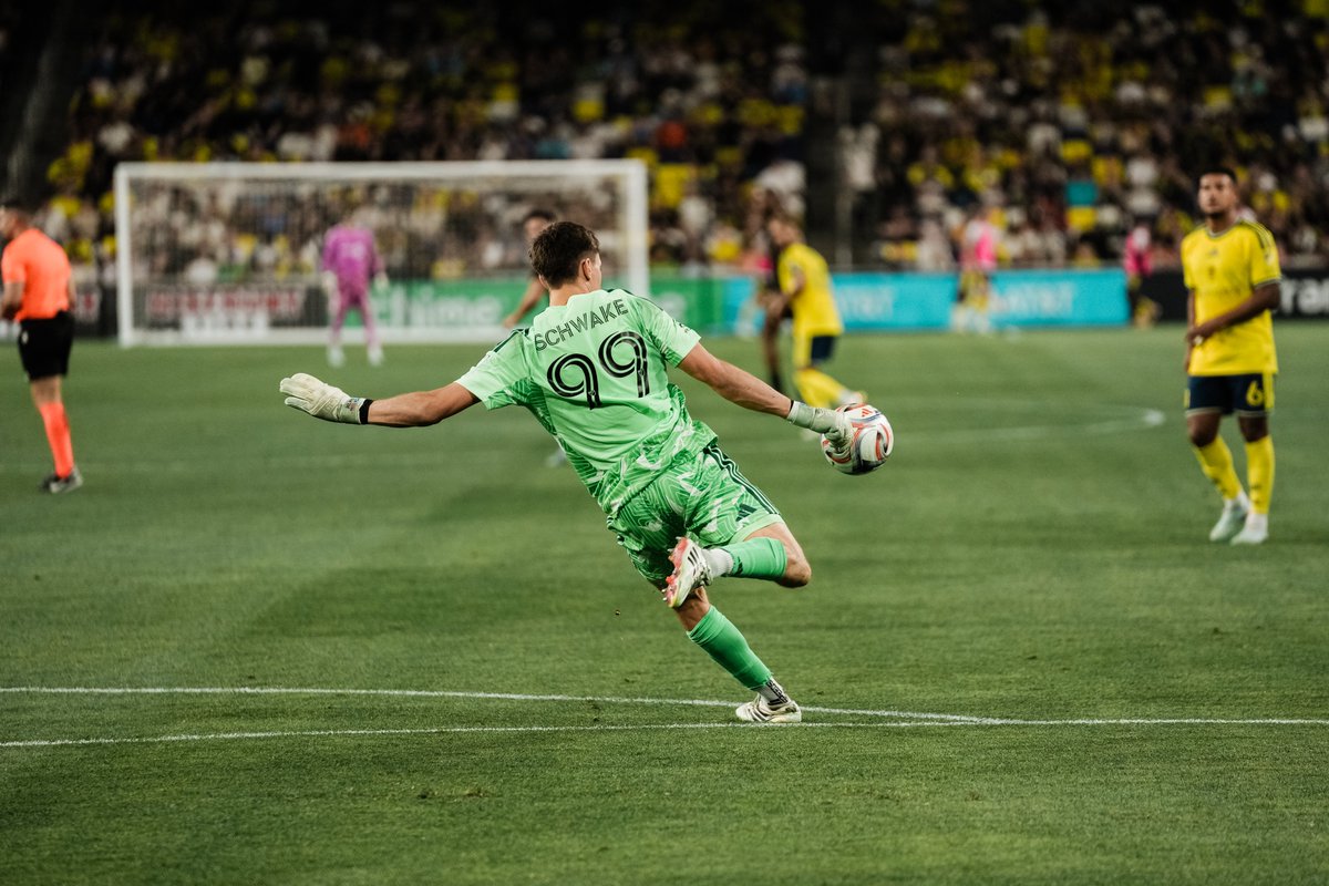 NashvilleSC's tweet photo. More Schwake appreciation after the dub vs. LAFC⬇️

🧤 7 saves
📍 51 touches
😤 9th league win as a starting goalie
🚫 10 goals allowed through 13 games, fewest in MLS

Best in the business 🤩💼 https://t.co/YPAuFHo8On