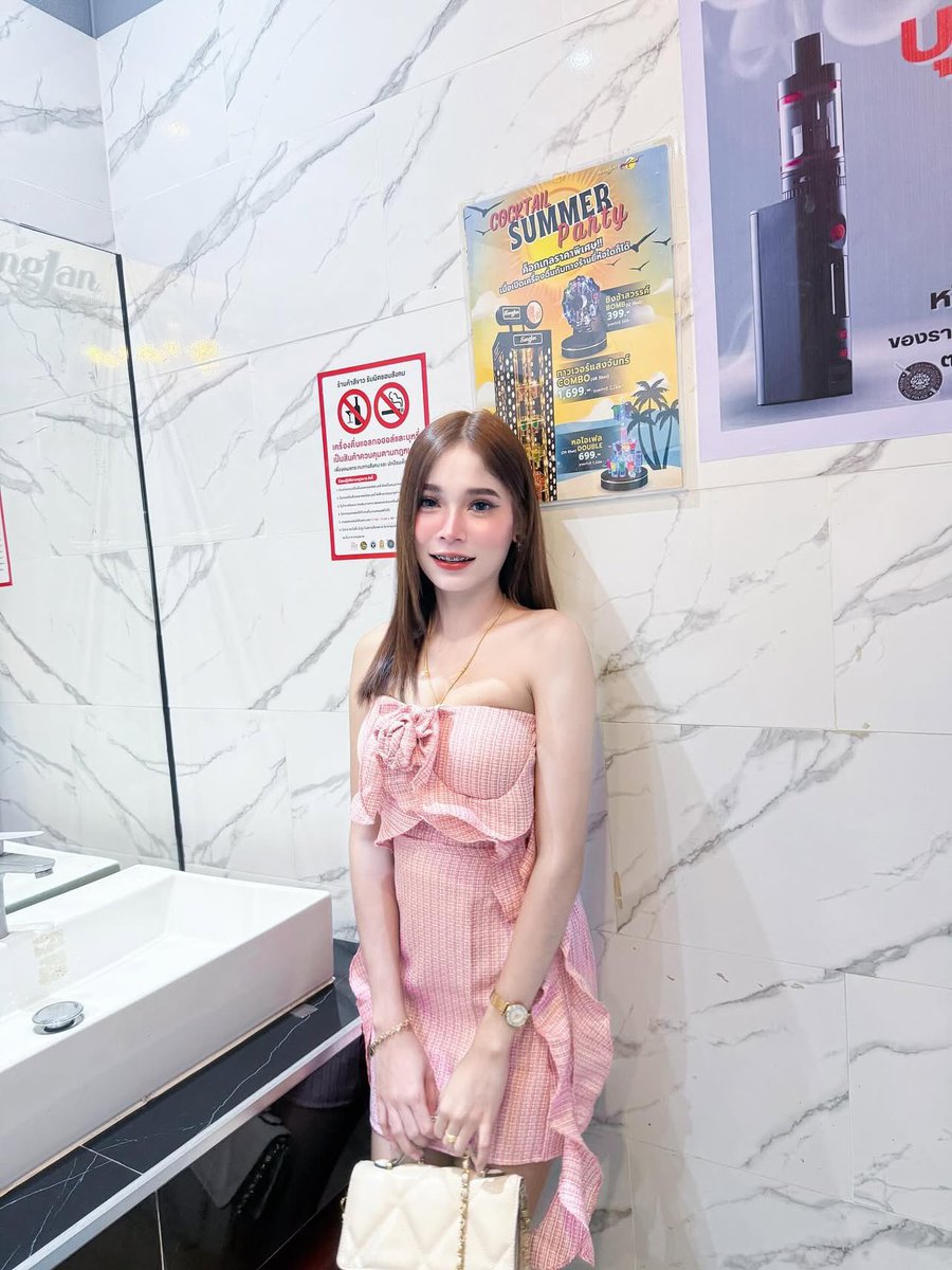 Ritadfli's tweet photo. ดึกแล้วเหงาจุงๆ #ปราจีนบุรี #ปราจีนบุรี304
#กบินทร์บุรี https://t.co/SG7FiATF2H