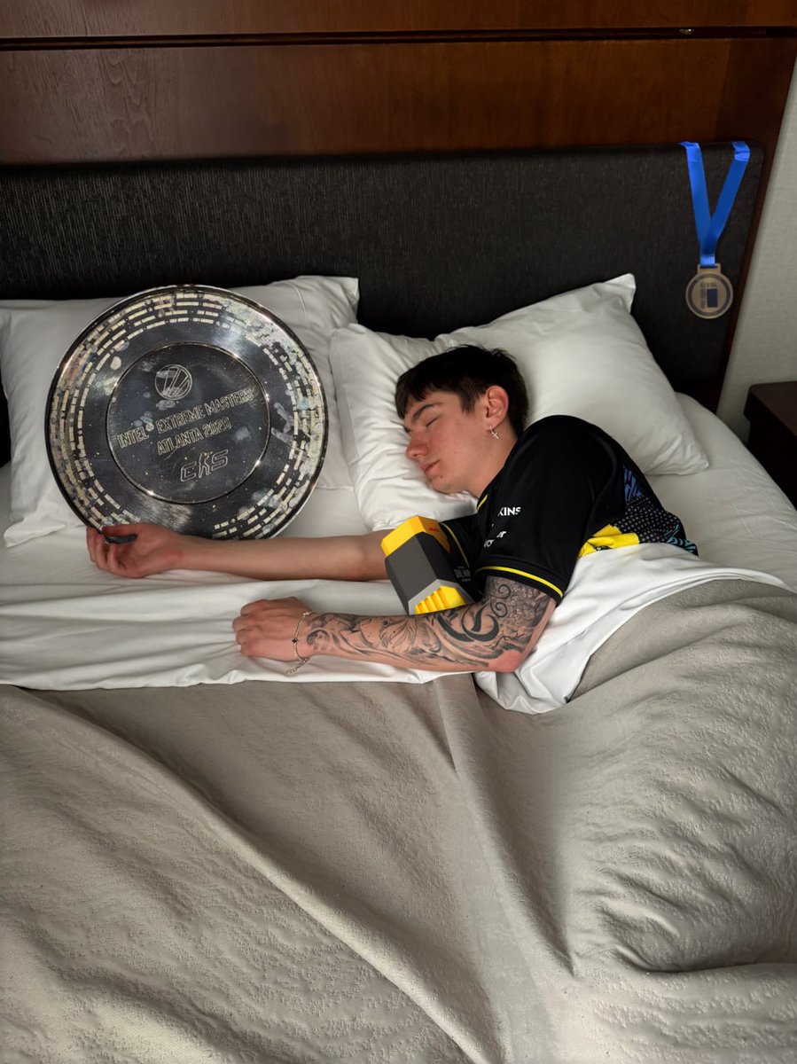 NAVI tweet media