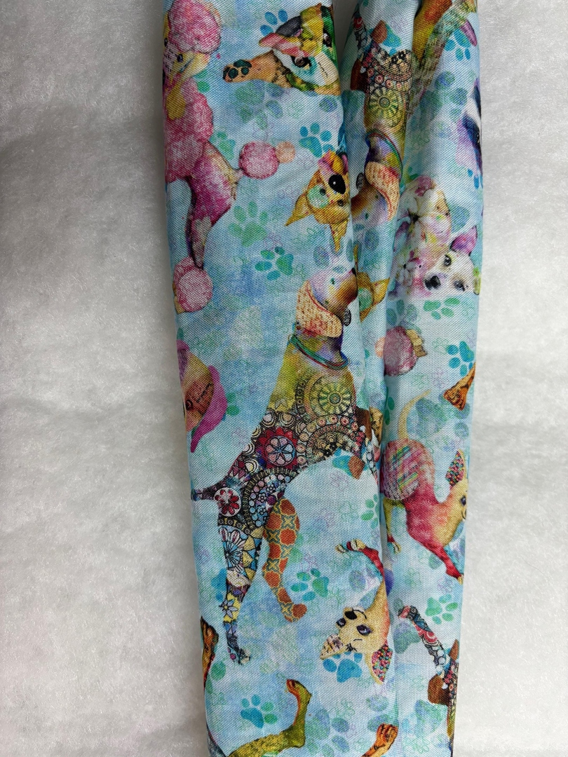 sewingfromsammy's tweet photo. Ever thought your stethoscope could use a style upgrade? 💉✨ Our handmade covers protect your gear while letting you express your personality. Soft, snug, and bursting with colors. Check it out now! 🎨🩺 #StethoscopeCover #MedicalGear #NurseLife #DoctorStyle #MedicalAccessories https://t.co/42pVi7dgHN
