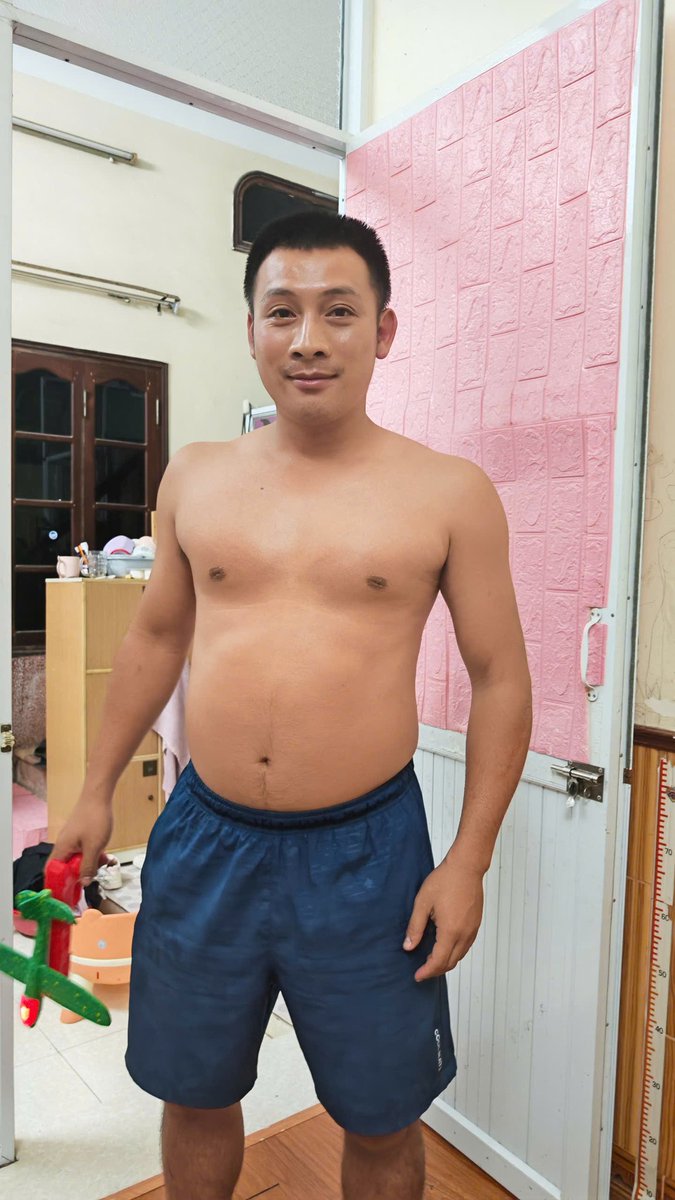 ko tên tweet media