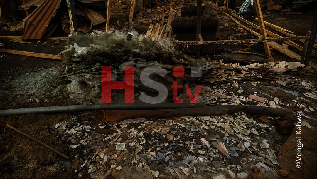 HStvZim's tweet photo. 🔴Scenes of devastation at Glen View Area 8 Furniture Complex after a fire tore through the area.The complex has faced numerous fires over the years, with each disaster dealing another heavy blow to the livelihoods of local artisans
 
📷@kahwa_vongai https://t.co/hoxUrFCFwx