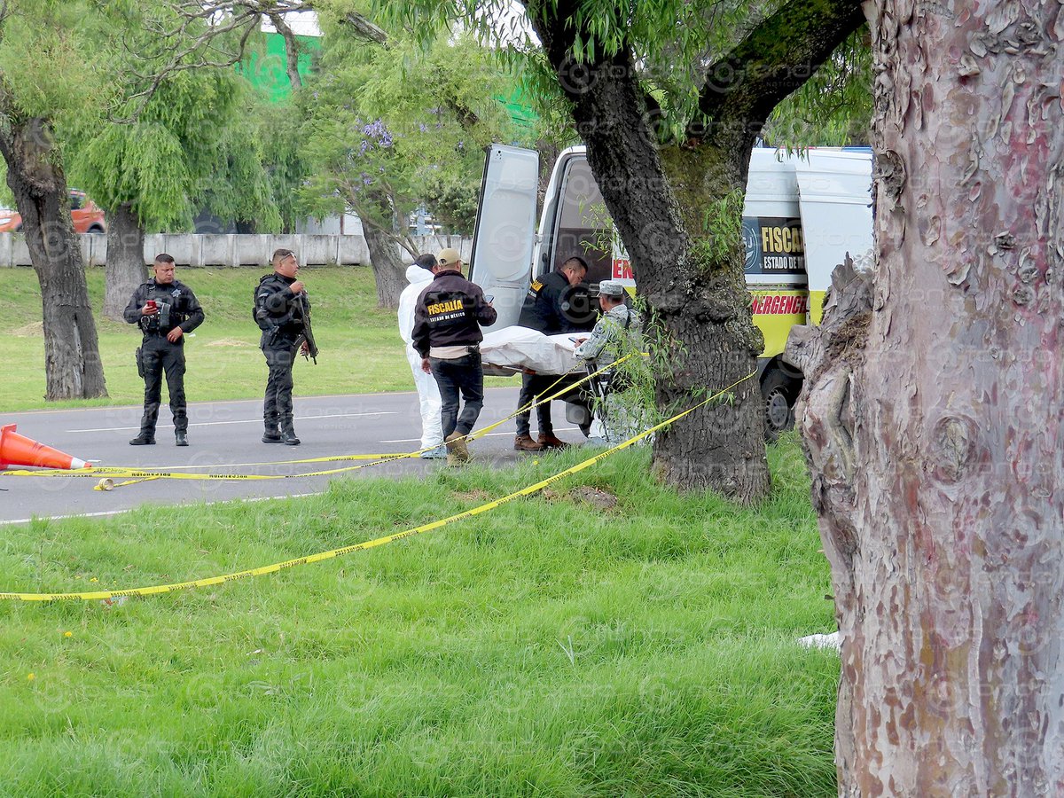 🇲🇽 | Un operativo de seguridad vial derivó en el hallazgo del cuerpo de Wuendy Saray Pavón Torres, de 32 años, al interior de la cajuela de un vehículo Chevy accidentado en