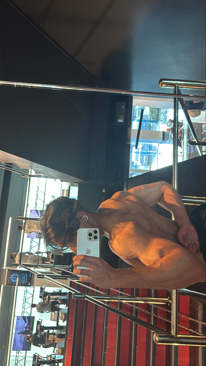 Moh8798's tweet photo. Start with a gym 💪🏻. https://t.co/LmDyIC38cR