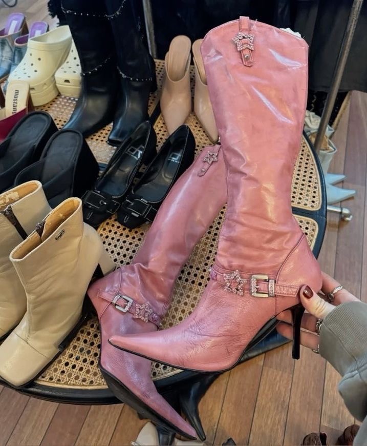vogueamourr's tweet photo. https://t.co/7DyfmizjnT