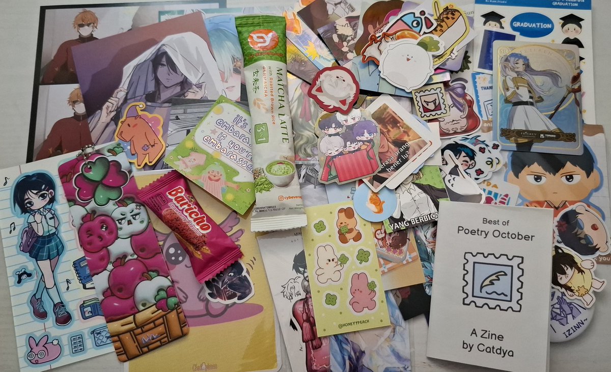 yuuamji's tweet photo. Freebies and Art Trade i got shjsjsjsshsj. They can't even fit my smol table😔

Anyway tysm to everyone who traded with me😔🫶🫶🫶🫶🫶🫶🫶🌹

Tag: @chutopiaaa @Tatonary @skysparsk @nnruulll0_ @milkystati0n @ichigoprint @mik0chn @Sunponny https://t.co/CwcmT5R4ZK