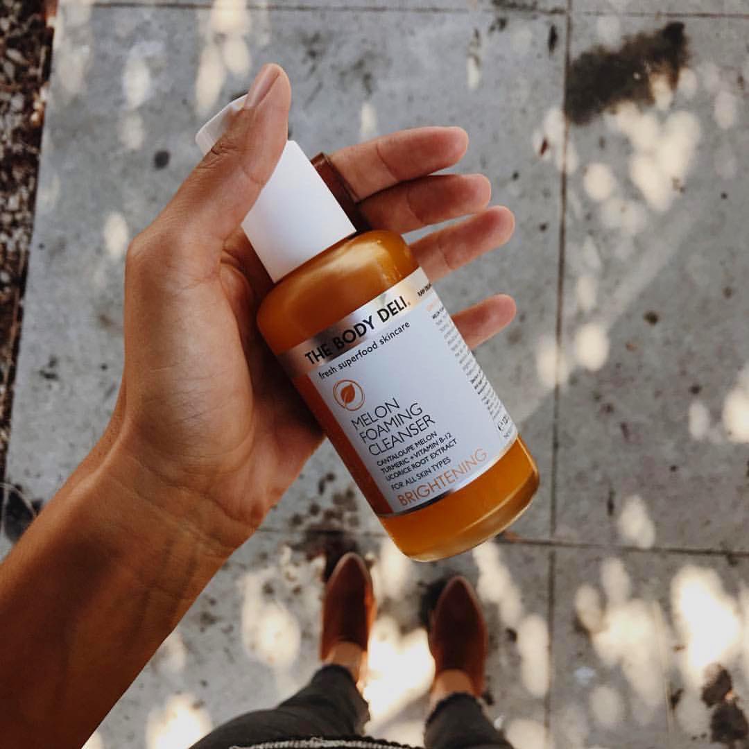 TheBodyDeli's tweet photo. Fresh melon foam + glowing skin.
Our Melon Foaming Cleanser gently purifies while helping leave skin balanced, hydrated, bright, and beautifully refreshed — never stripped.
Shop Now: https://t.co/19M2UwZm7Y https://t.co/OqzHUhgFxu