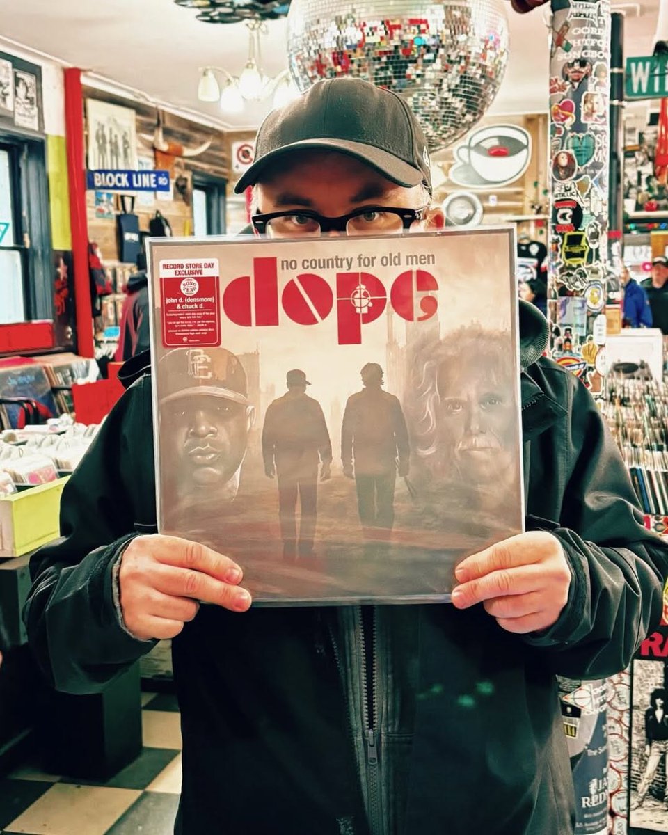JohnDensmore's tweet photo. It’s hard to believe it’s already been a month since @MrChuckD and I released no country for old men on Record Store Day.

I love seeing these photos of you all enjoying the record. This has been an incredible project to be part of… it’s pretty doPE. https://t.co/0YKPjBGrGd