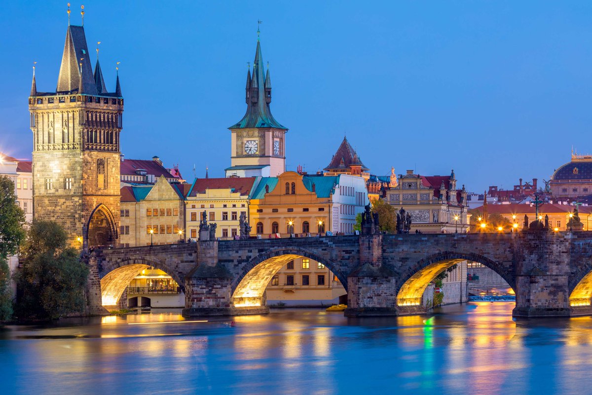 sergiouribe's tweet photo. Discover how Artificial Intelligence is reshaping dentistry at the FDI World Dental Congress in Prague  https://t.co/gsuMYtLBGI https://t.co/Yiaj5q5COO