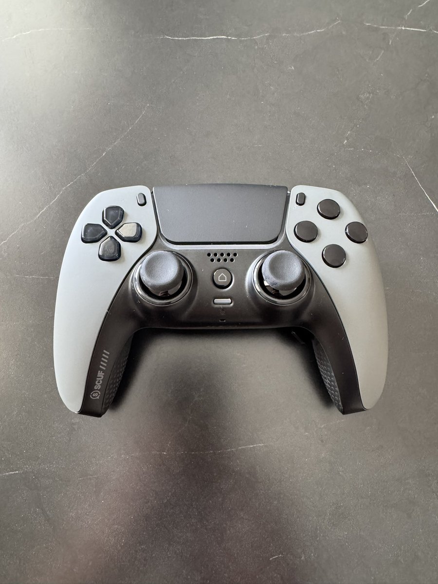controllerlab_'s tweet photo. Installation et calibrage joysticks Hall Effect TMR pour @Leynnnnn7 ! https://t.co/x3FmM5ZJaP