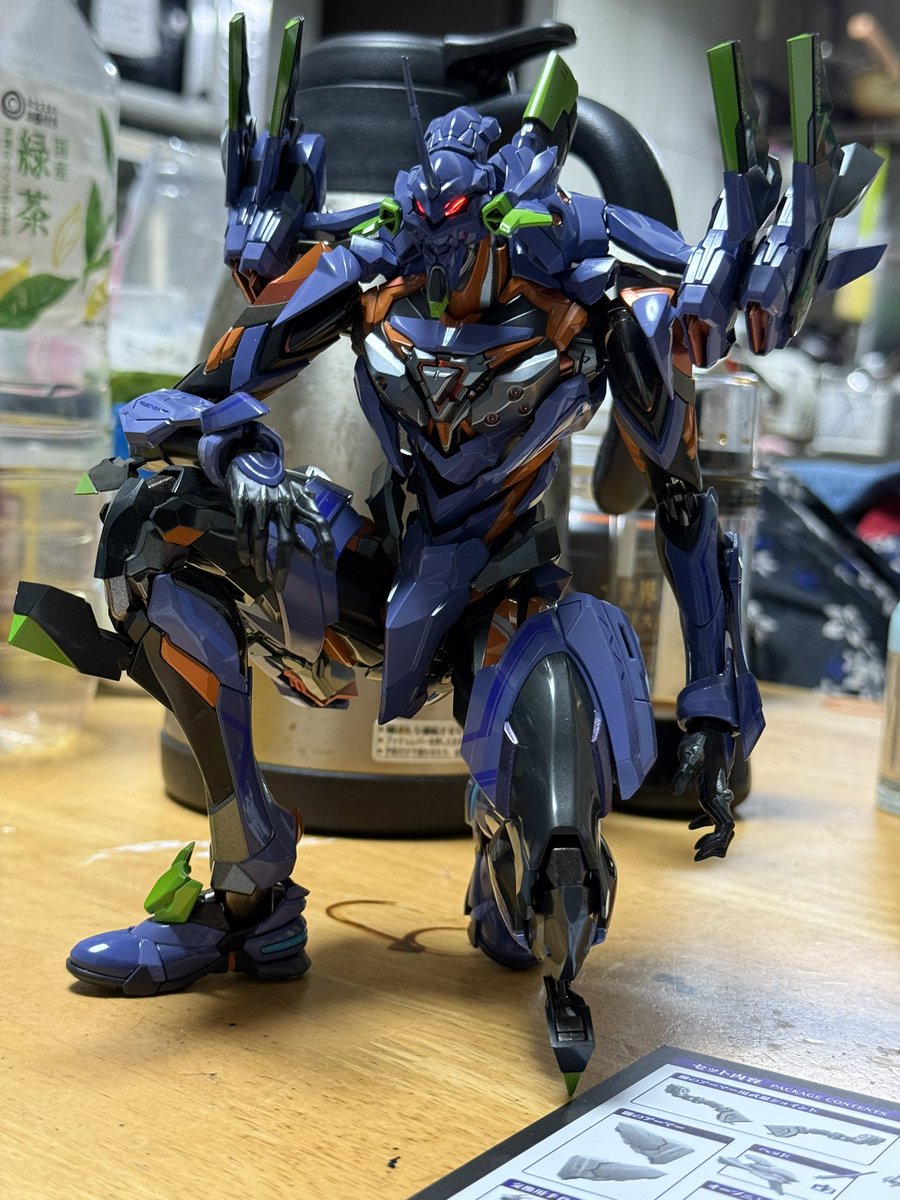 turquoise_rock's tweet photo. めっちゃ可動域凄い！
これは弐号機も欲しくなっちゃうな〜 https://t.co/yrxypF6Cii