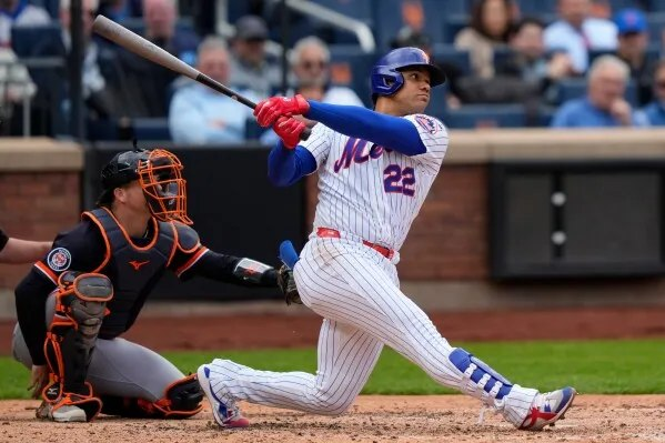 sondeolatinord's tweet photo. 📌 Lo #Deportivo | 🚨 Juan Soto conecta su quinto jonrón de la temporada y comanda la barrida de los New York Mets ⚾
🔔 #JuanSoto 🇩🇴 #NewYorkMets #MLB #SubwaySeries #BatazoGanador ✨ #Deportes #Sondeolatinord #News #Noticias 🔥
📌 Ver Articulo: 🔗 https://t.co/zUJUQzghDL https://t.co/BHBIJW1Nw8