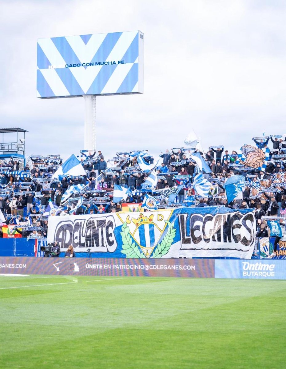 Ghetto28Ultras's tweet photo. Obtener la victoria es de obligado cumplimiento y nosotros daremos el primer paso.

Pepineros, acudid todos con antelación al estadio, aquellos que os situáis en GDA colaborad con lo que hay preparado.

Llevad vuestras bufandas y accesorios de gala, ¡demos colorido a Butarque! https://t.co/qnwGPcGvUg