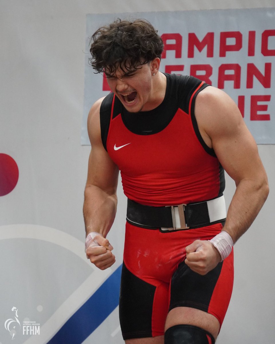 FFHaltero's tweet photo. Il nous a sorti une performance exceptionnelle aux Championnats de France Elite Jeunes 2026 il y a quelques jours 👏🔙

Notre Bleuet Manoa fête ce 20 mai ses 1⃣9⃣ ans 🎉🎉🎉 

𝗝𝗢𝗬𝗘𝗨𝗫 𝗔𝗡𝗡𝗜𝗩𝗘𝗥𝗦𝗔𝗜𝗥𝗘 🎂

#TeamHaltero #TeamFranceHaltero https://t.co/i3ROKKSDbo