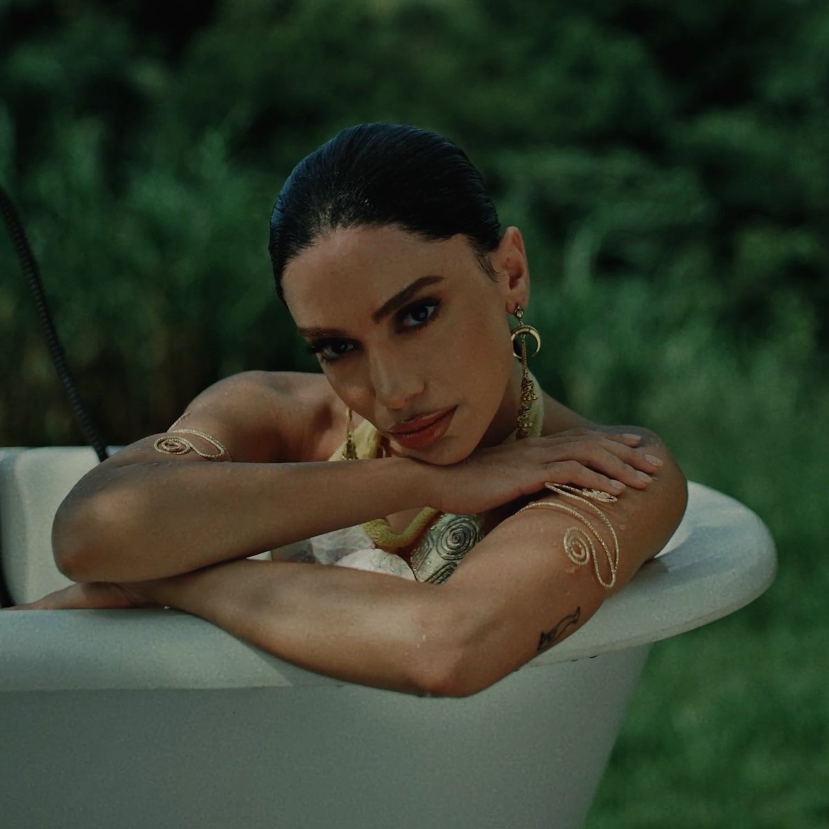 Anitta Press tweet media