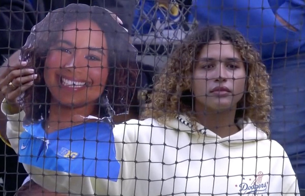 UCLASoftball's tweet photo. .@ContextSoftball 

#GoBruins | @BradyMaya https://t.co/61lvZs7rWp