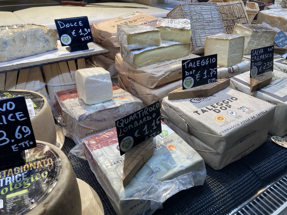 whatsontheshel1's tweet photo. Refrigerated display case filled with various cheeses in a supermarket
https://t.co/TovOthwDRm
#Provolone #Pecorino #Latterie #Caciotte #ParmigianoReggiano #GranaPadano #Gorgonzola #Ricotta #Mozzarella #HardCheese #SemiHardCheese #GoatCheese #SheepCheese #ItalianCheese https://t.co/Am9Q0aQz06