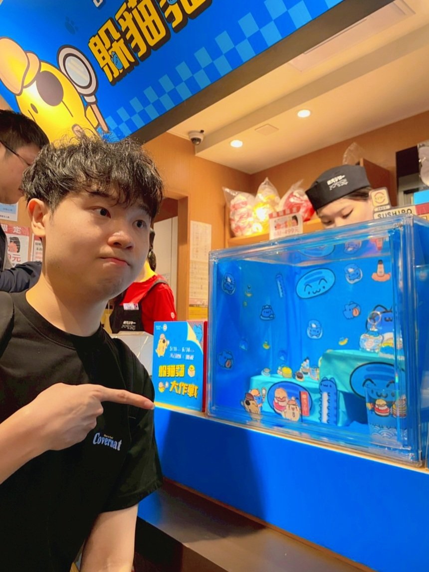 c_guanguan's tweet photo. 今天去壽司郎找咖波(我最愛兔兔) https://t.co/GTZqqTJ9Gz