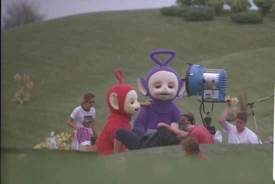 TeleArchives's tweet photo. Tinky Winky and Po with film crew! https://t.co/EI9TN2cday
