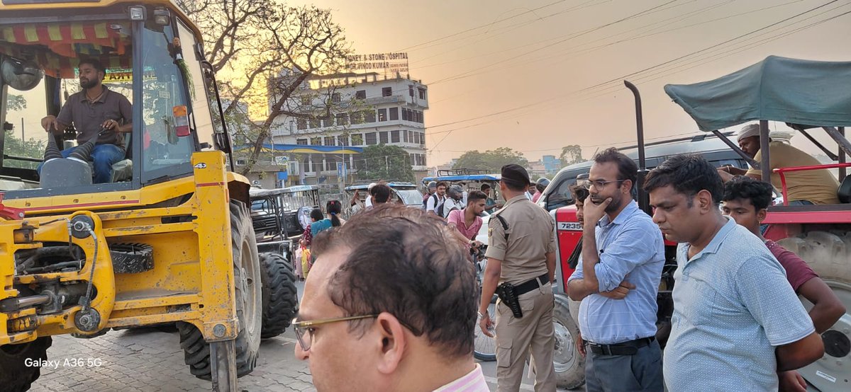 District Magistrate, East Champaran tweet media