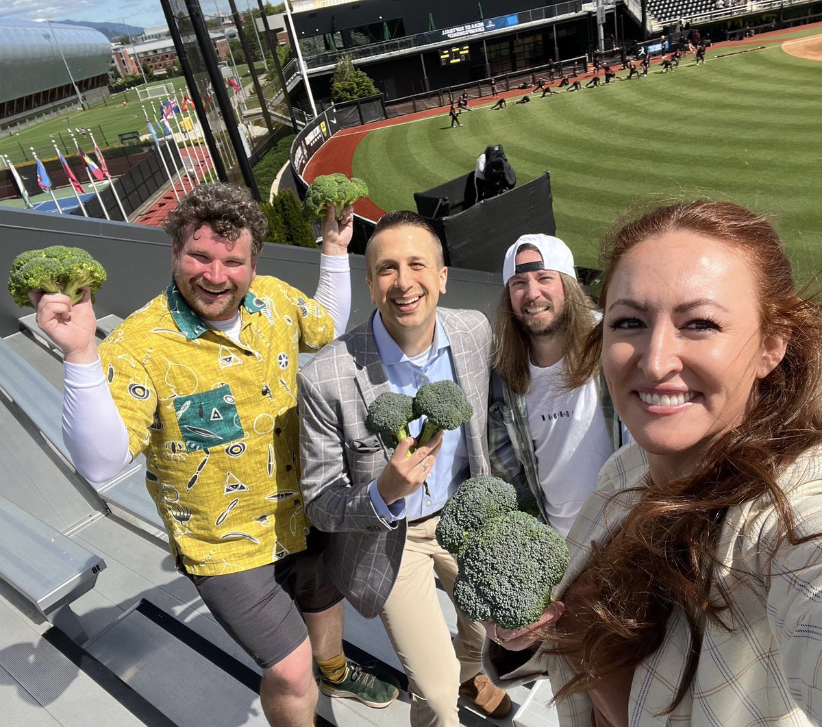JordanAlvesTV's tweet photo. We had Witch Hats, Batman, and of course Broccoli Billboards 🥦 

Had a blast directing the Eugene Regional. There’s nothing better than postseason softball! https://t.co/kIEdJrxlKp
