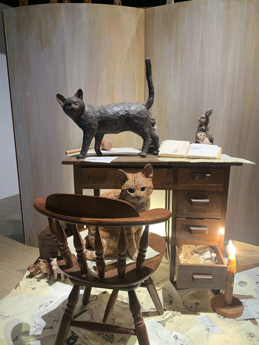 minus_menos's tweet photo. 木彫展みてきた、やさしい世界 https://t.co/LgZ2mE6HVF