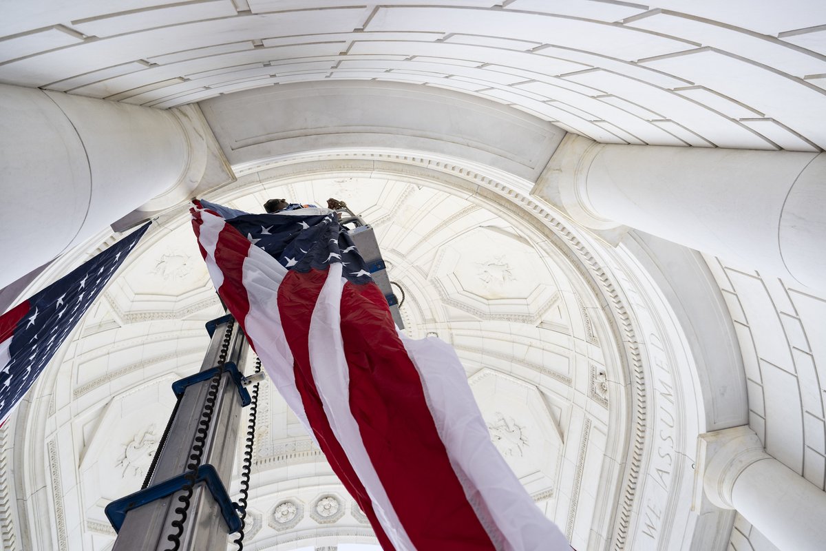 Arlington National Cemetery tweet media