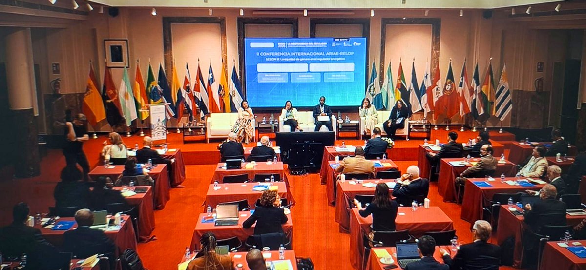 SIEGOBRD's tweet photo. El superintendente, quien presidió ARIAE durante mayo 2025–2026, lideró debates centrados en independencia regulatoria, transición energética, generación distribuida y modernización del sector, promoviendo una visión de cooperación y fortalecimiento institucional. https://t.co/UZdIKNcTKf