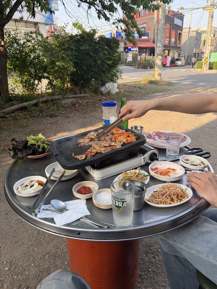 n9g8y's tweet photo. 야장大好き https://t.co/ytU9M0FdfF