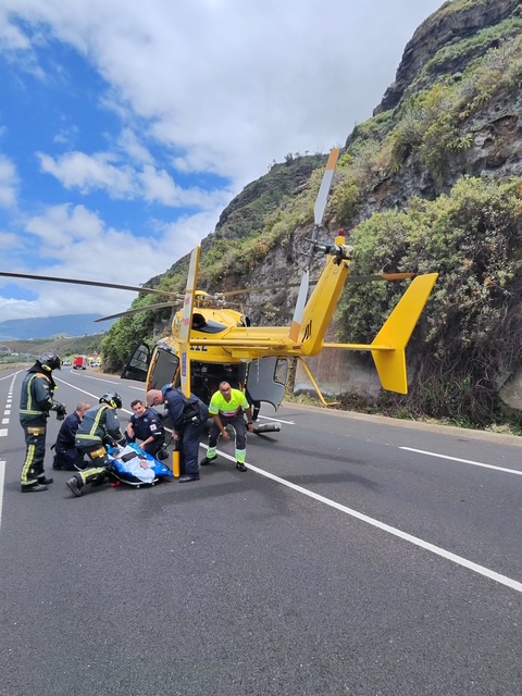 112 Canarias tweet media