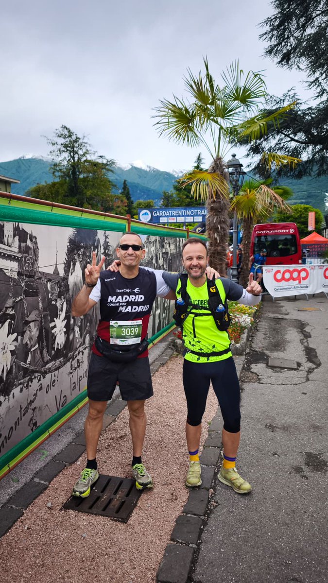 CapisTeam's tweet photo. Trail Running en Lago di Garda 🇮🇹 con Felix y David; en La Cabrera (Cto de Madrid) con Belén y Vicente 🥇y ruta en la Carrera Fundación Real Madrid, con Alberto y Ronald. https://t.co/UalvhsGddY