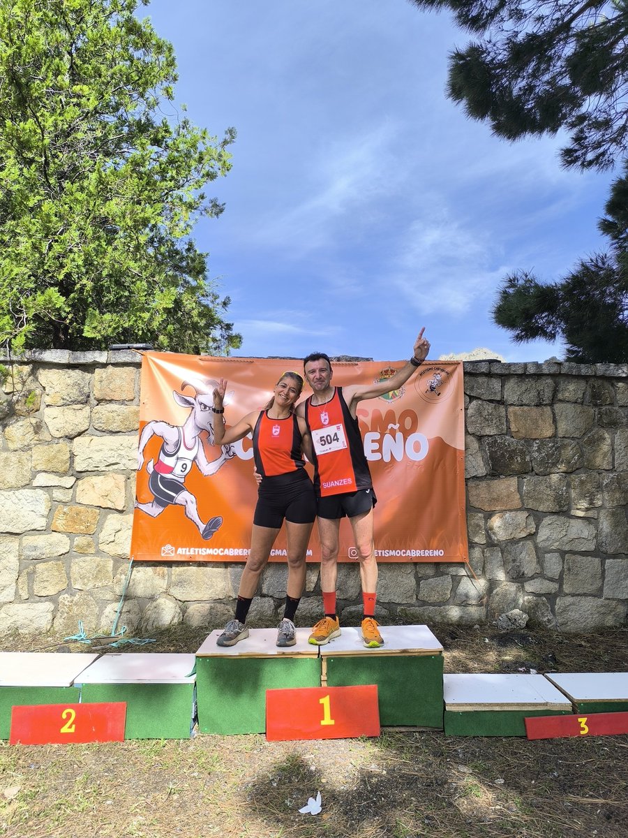 CapisTeam's tweet photo. Trail Running en Lago di Garda 🇮🇹 con Felix y David; en La Cabrera (Cto de Madrid) con Belén y Vicente 🥇y ruta en la Carrera Fundación Real Madrid, con Alberto y Ronald. https://t.co/UalvhsGddY