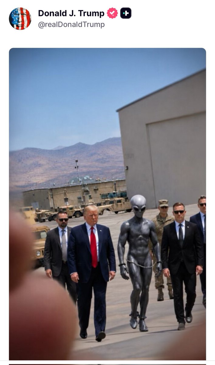 REALMOTHERSHIP5's tweet photo. Good now start the disclosure... slowly...not to panic the population. We gotta do it with comedy..
 yes memes do it with memes.  Rolling...action https://t.co/Mfzkn9Qryx