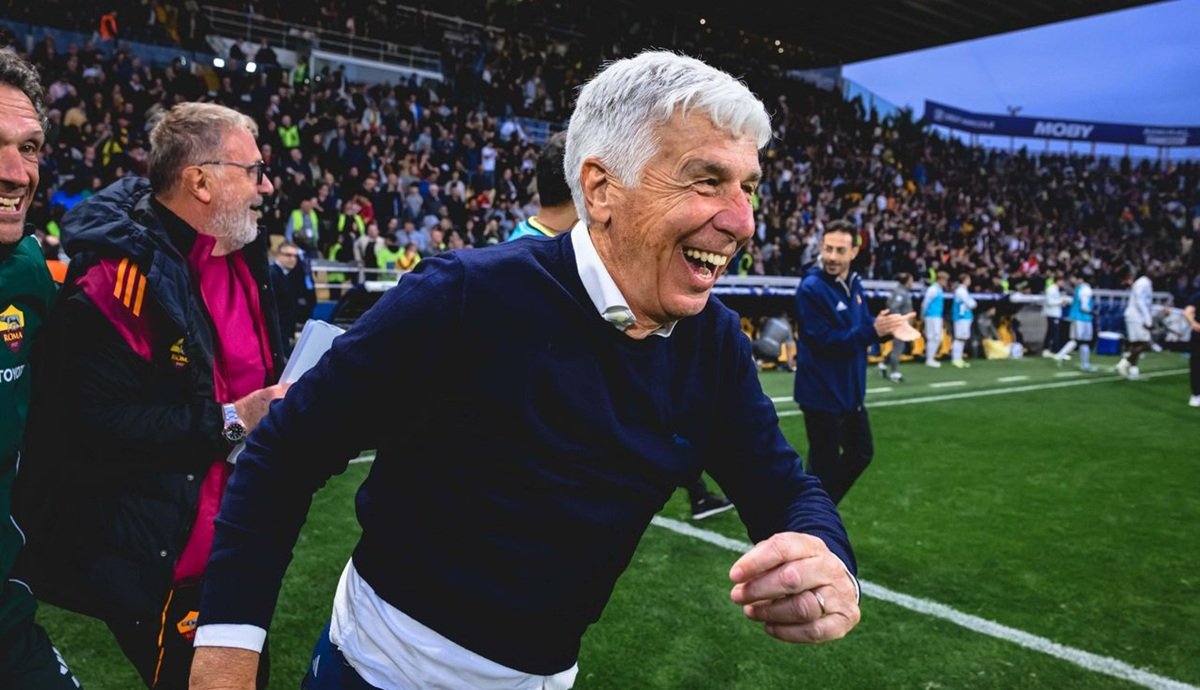DanGen03's tweet photo. Resta il fatto che se la #ASRoma oggi è padrona del proprio destino per la qualificazione #CL, lo deve ESCLUSIVAMENTE ad un solo uomo. 

Gian Piero Gasperini

Un leader credibile, riconosciuto e riconoscibile dal gruppo. Un incontentabile maestro di calcio. 
Grazie mister. https://t.co/YkN7vUF2YV